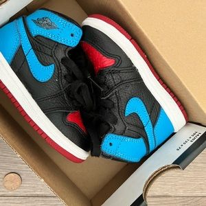 Jordan 1s Size 5C USED worn a few times in good condition